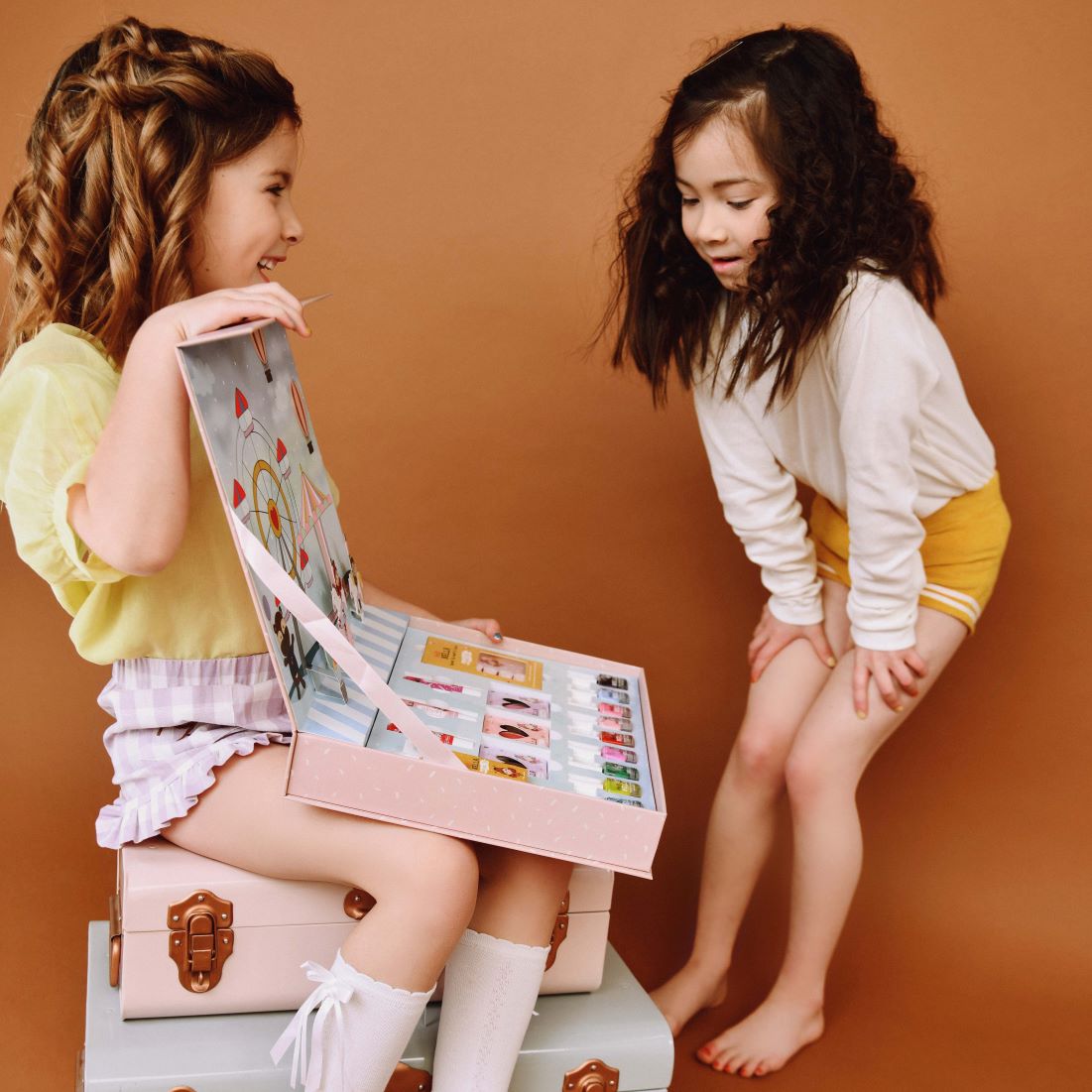 Kids Makeup & Nail Kit Pop-Up Suitcase Gift
